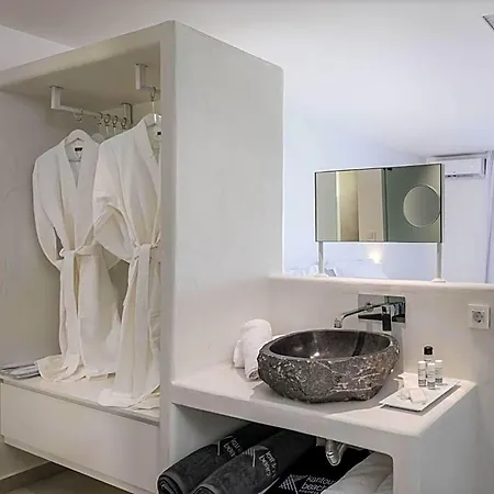 Kantouni Boutique 4*